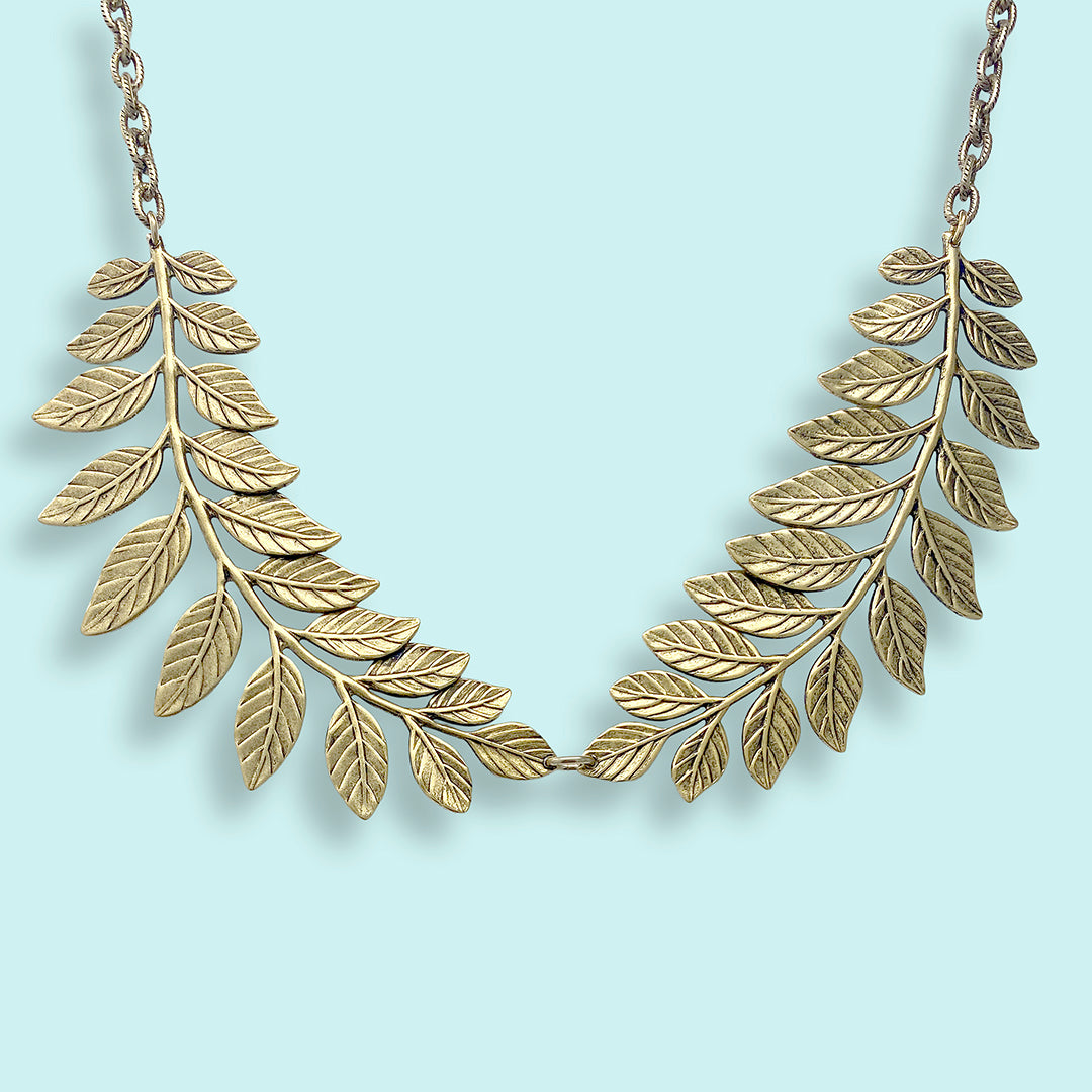 Golden Leafy Collar Necklace