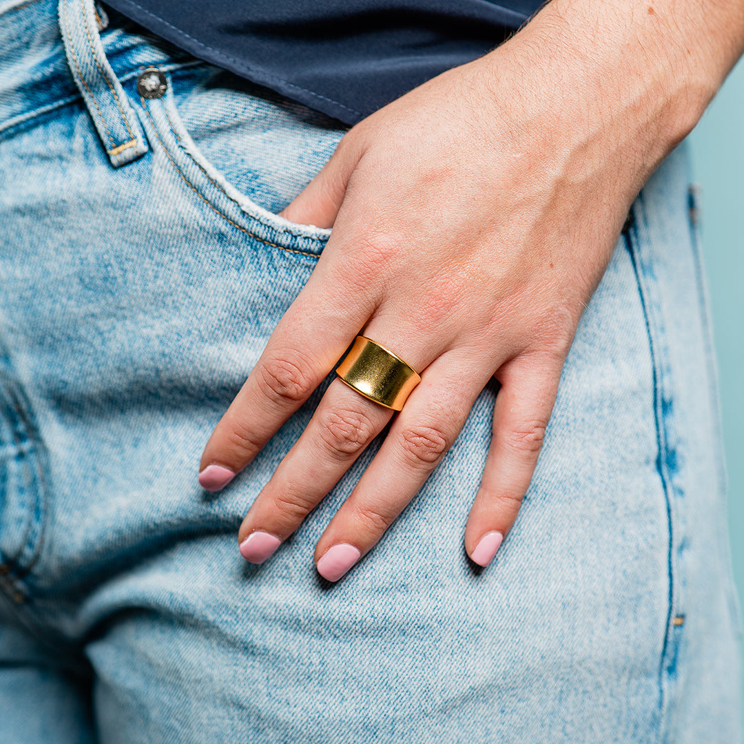 Gold Concave Band Ring